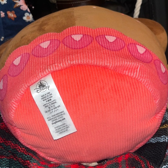 15" Disney Munchlings Wild Strawberry Cupcake Minnie Mouse Plush - Picture 8 of 9